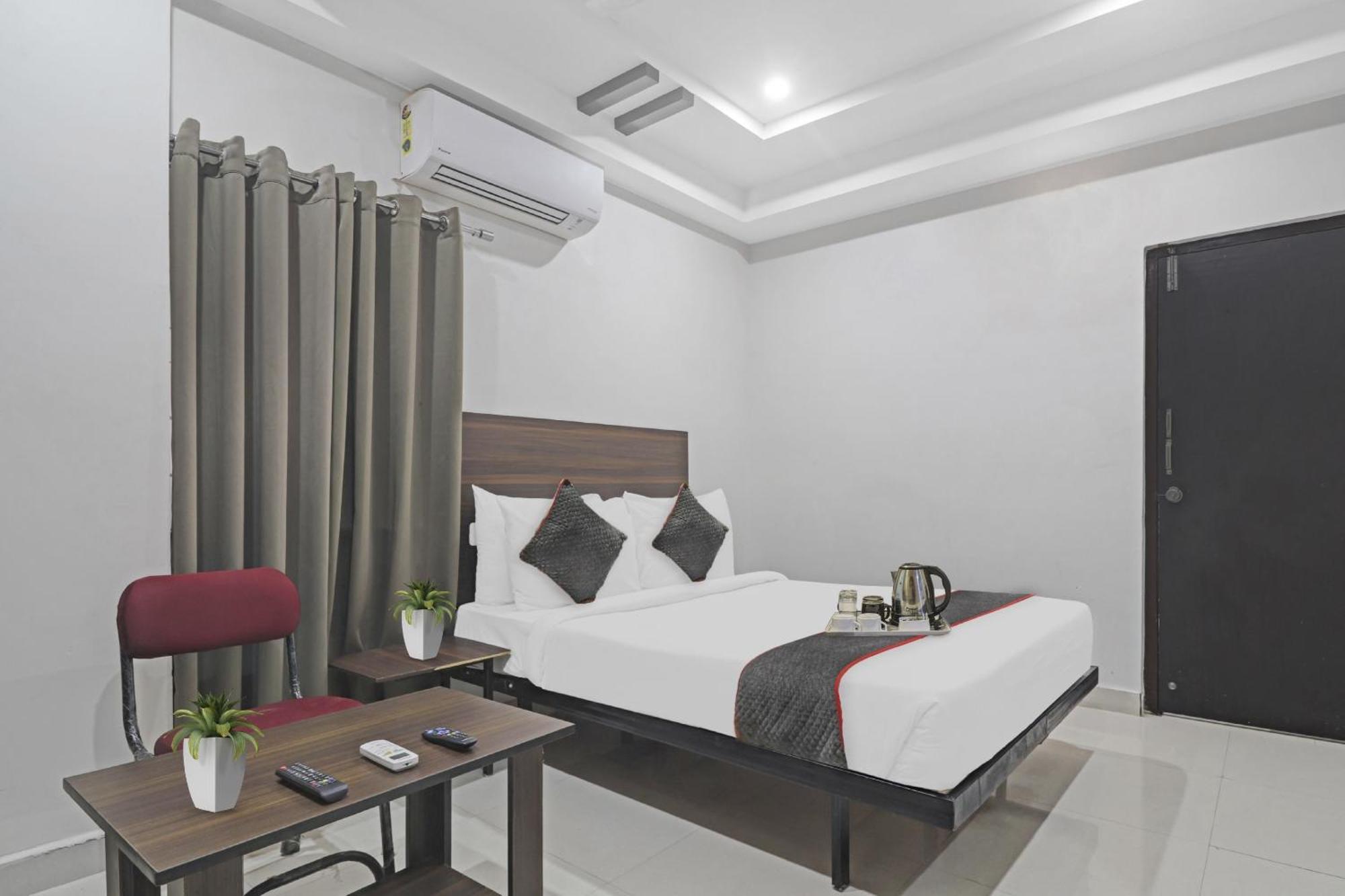 Collection O White House Near Kims Kondapur Hotel Kondapur  ภายนอก รูปภาพ
