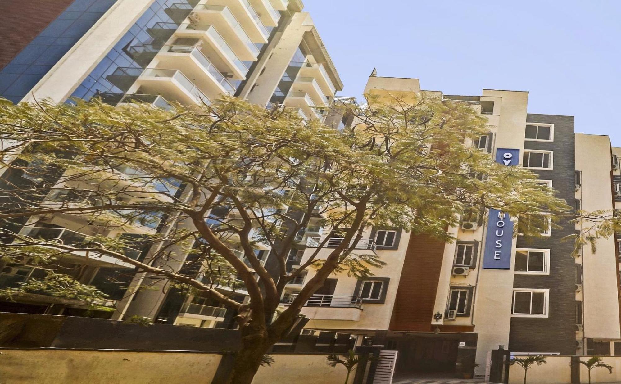 Collection O White House Near Kims Kondapur Hotel Kondapur  ภายนอก รูปภาพ