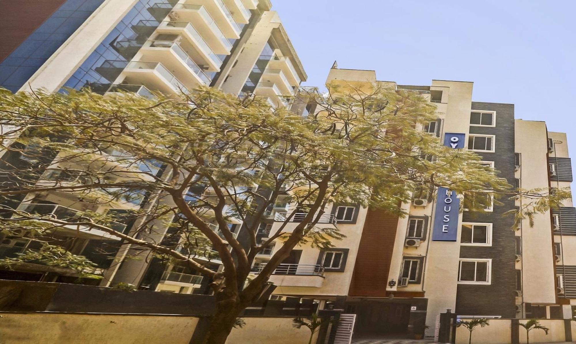 Collection O White House Near Kims Kondapur Hotel Kondapur  ภายนอก รูปภาพ